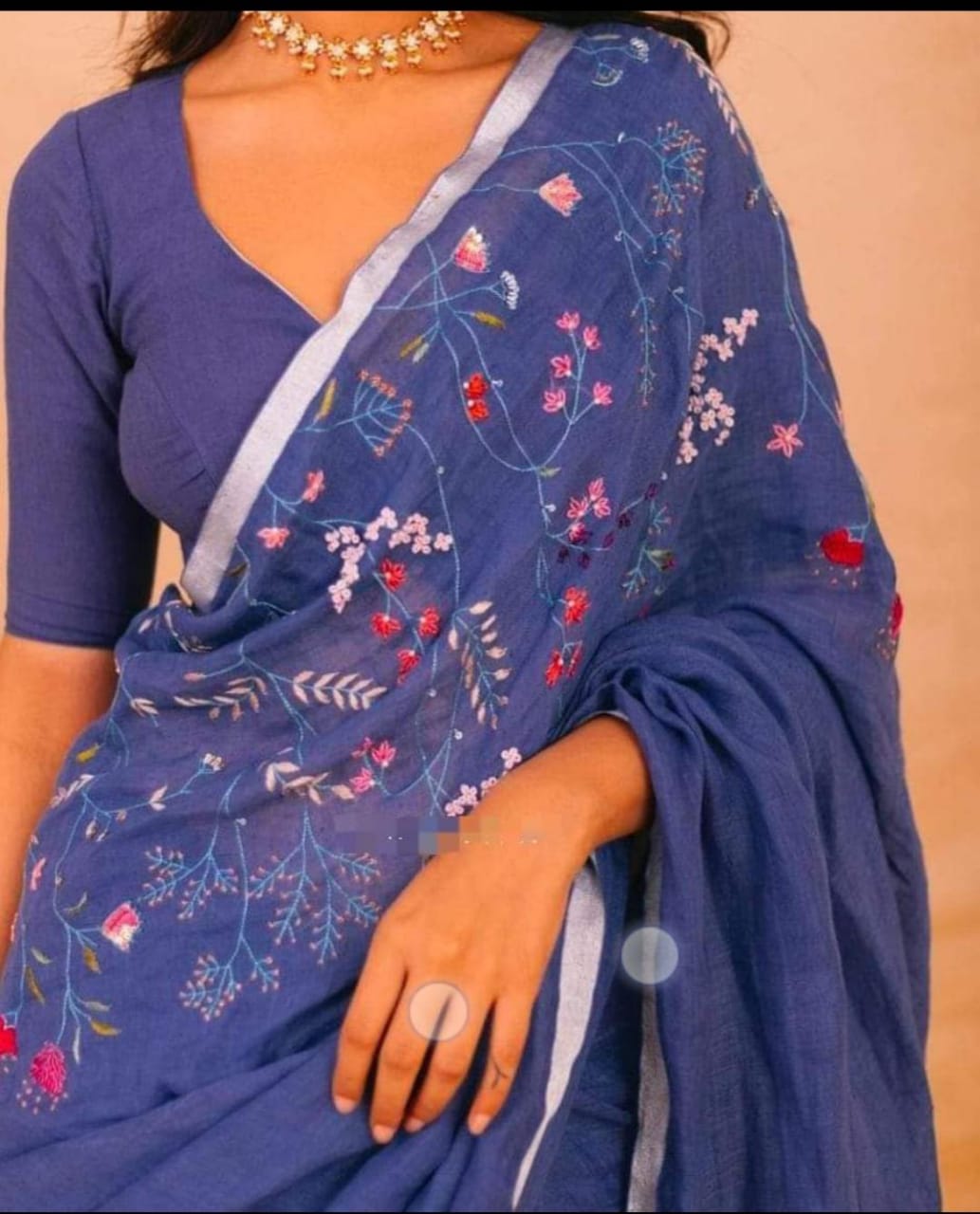 Pure & fine Linen Ombre Saree with handwoven floral embroidery